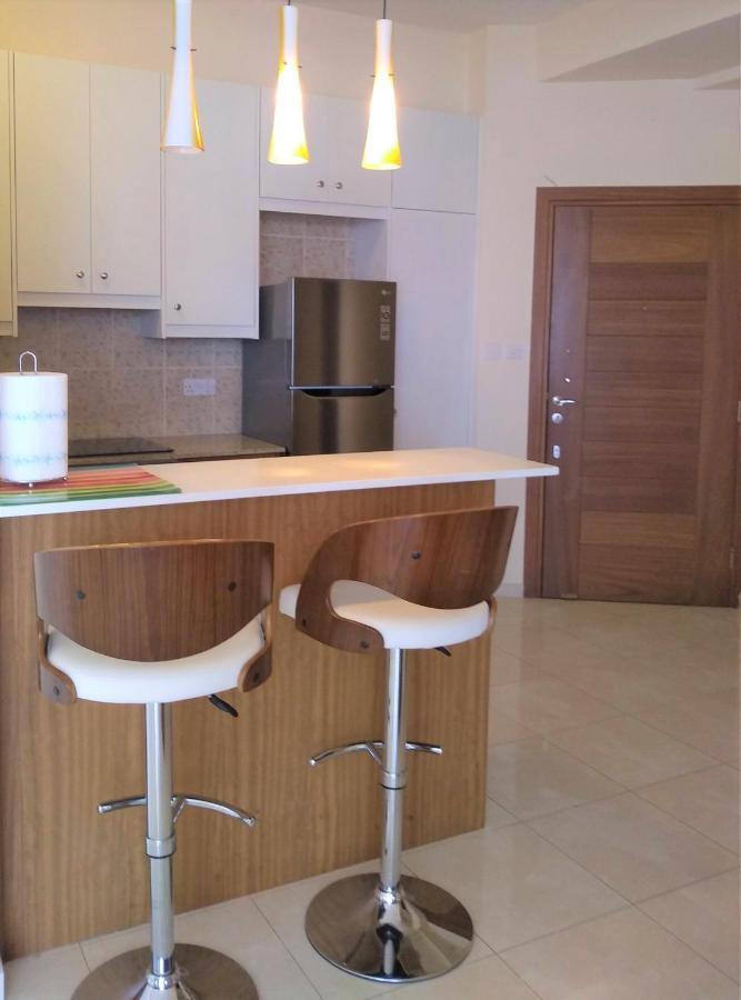 T&E Apartment Ларнака Экстерьер фото