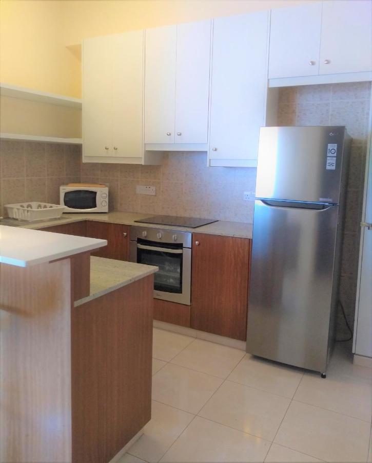 T&E Apartment Ларнака Экстерьер фото